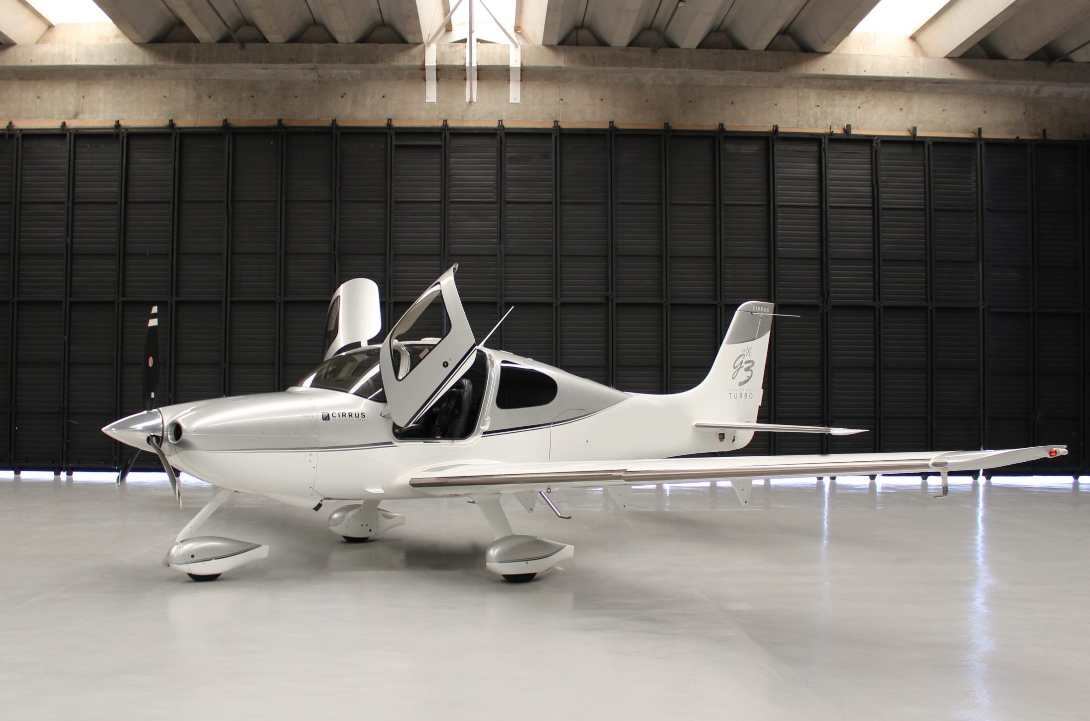 CIRRUS SR22 G3 GTS TURBO - COMPARTILHADO